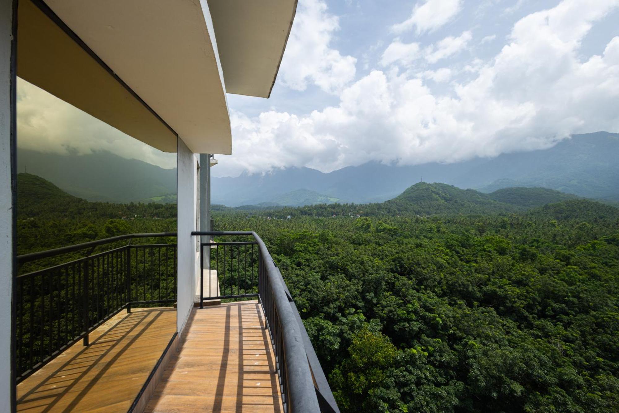 Fezinn Hotel - Best Wayanad Hotel In 2024 Kozhikode Exterior photo