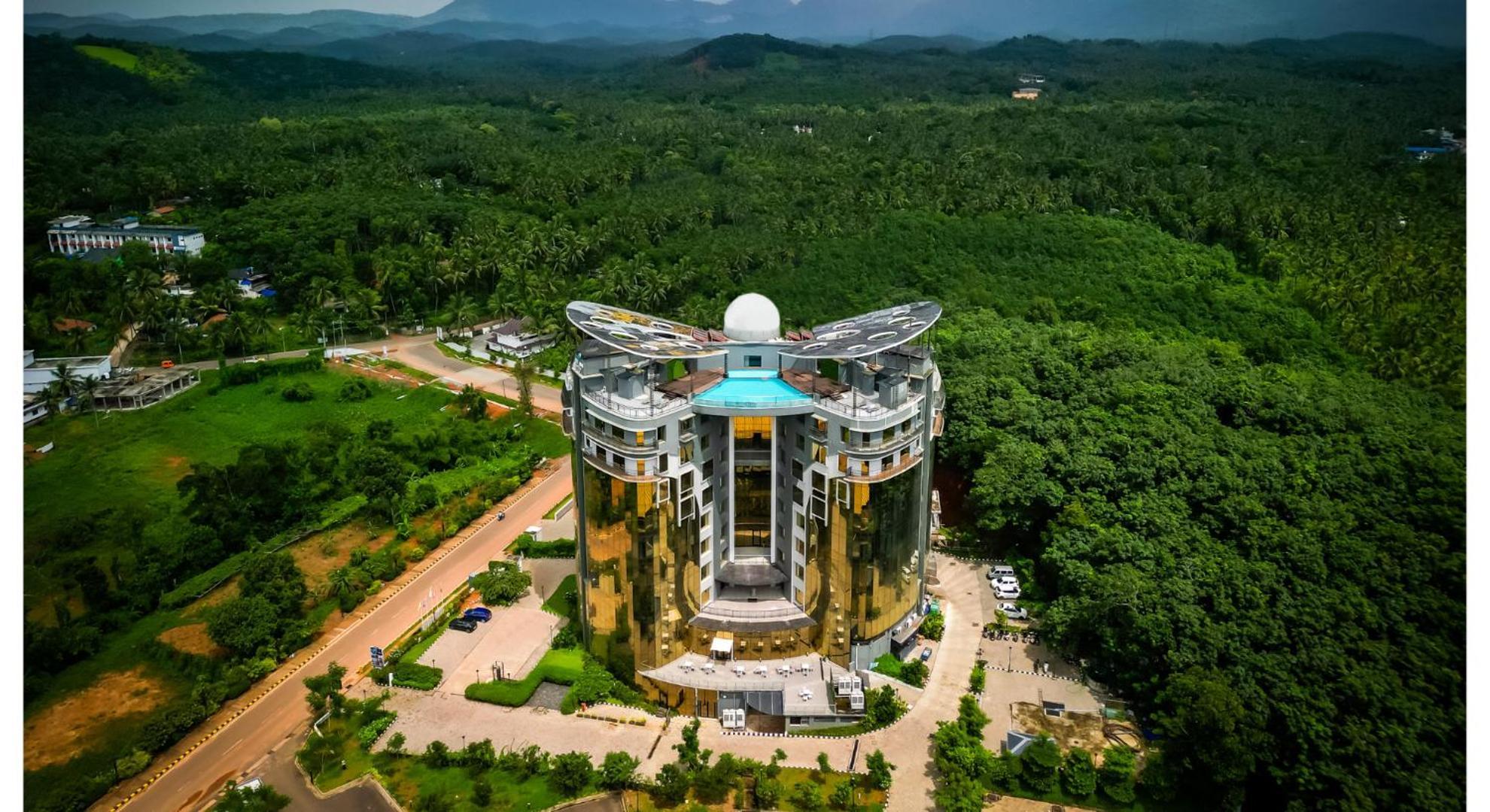 Fezinn Hotel - Best Wayanad Hotel In 2024 Kozhikode Exterior photo