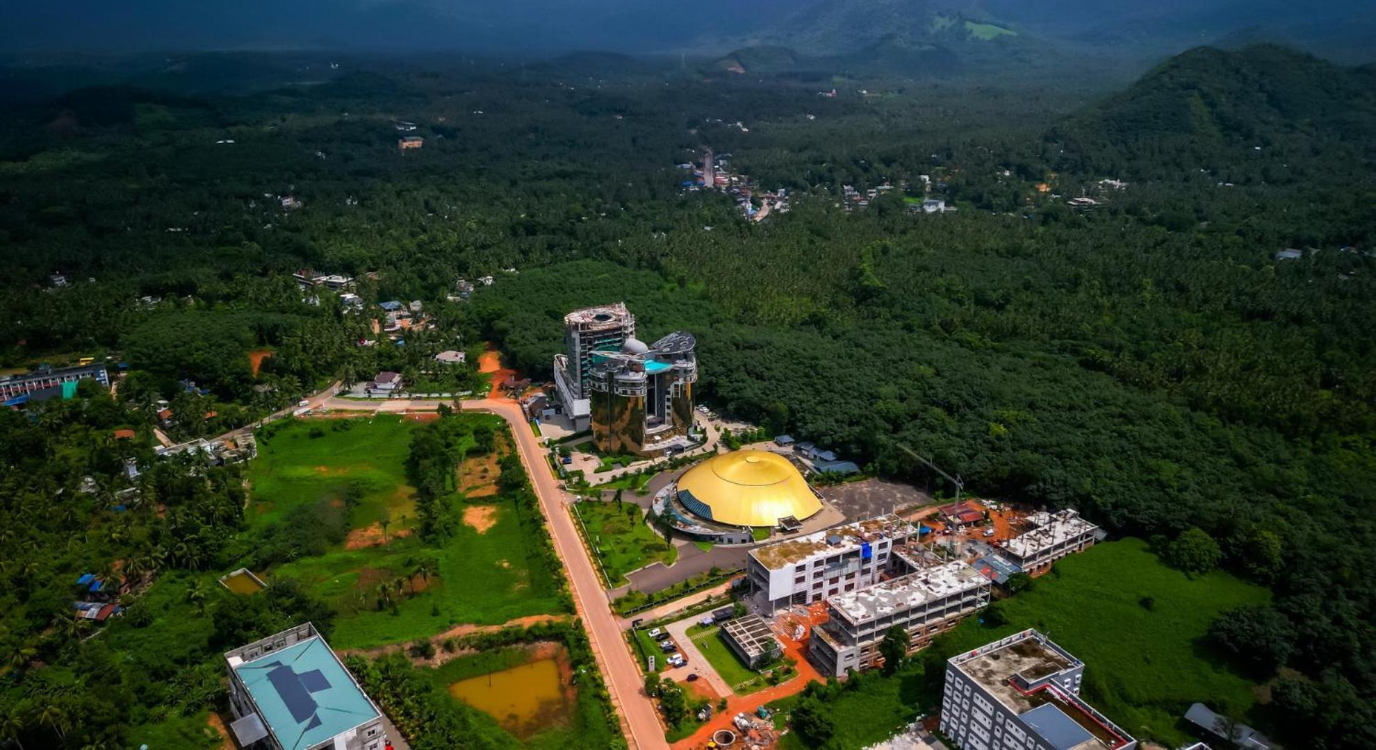 Fezinn Hotel - Best Wayanad Hotel In 2024 Kozhikode Exterior photo